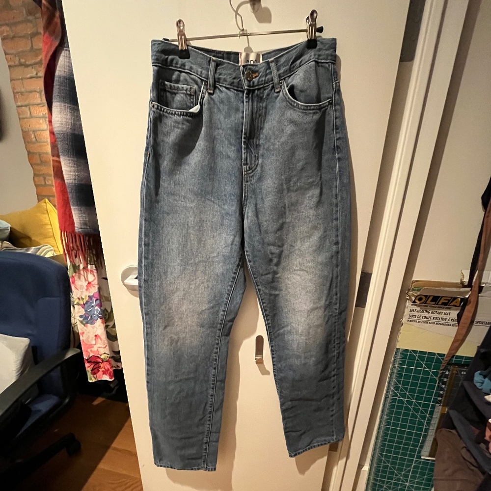 BDG Urban Outfitters 100% cotton high waist blue denim 28 inch waist